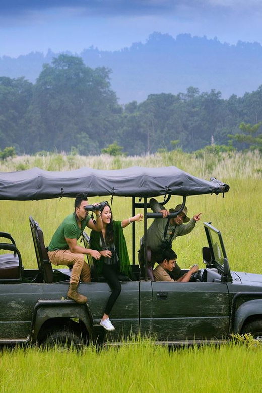 2 Days Chitwan Jungle Safari Tour from Pokhara/Kathmandu - The 6:00 AM pickup and the road to Chitwan