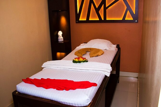 2 Hours full body Massage Spa Package in Kathmandu - Green tea, water, and the small comforts