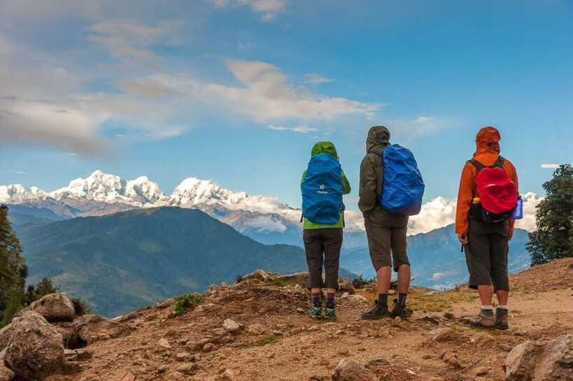 4 Days Pikey Peak Trek : The Best View of Mt Everest - Lodges, meals, and daily comfort