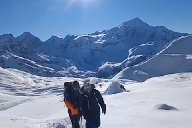 8 Days Private Guided Trekking in Annapurna Circuit with Pickup - A fast Annapurna Circuit with a serious mountain pass