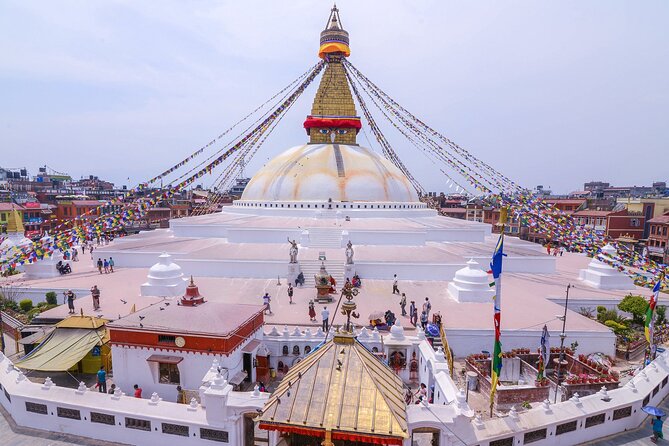 8 Days Tour in Nepal (4 Star Accommodation) - Day 1: Thamel is an easy first evening