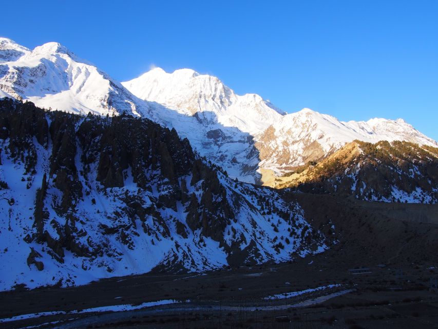 Annapurna Circuit Trekking 13 Days - How the guiding and group setup affect the trip