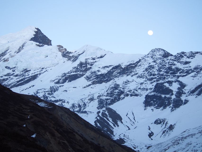 Annapurna Circuit Trekking 13 Days - Tatopani to Ghorepani and the Poon Hill finish