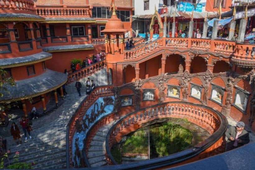Essence of Nepal: 4-Day Tour Kathmandu, Nagarkot & Pokhara - Guides, transport, and the small details that matter