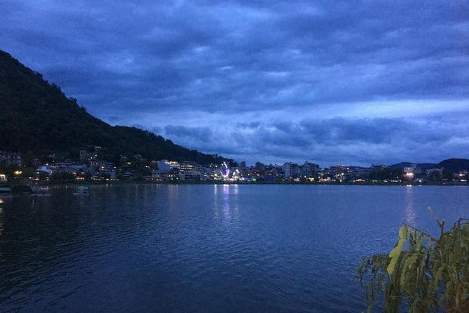 Evening Roaming to North Lakeside with Motorcycle - What the motorcycle format adds