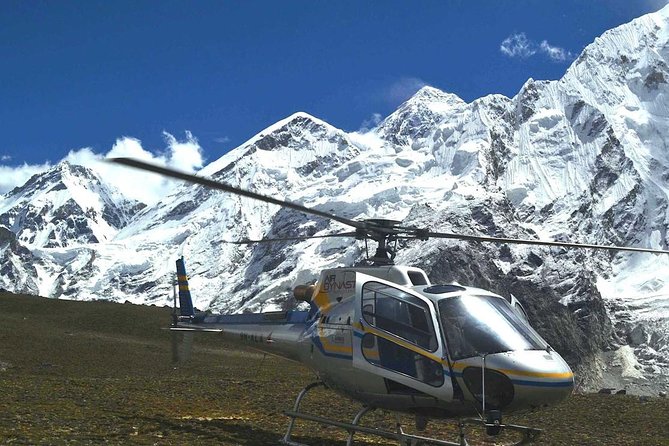 Everest Base Camp Heli Tour - Service and communication