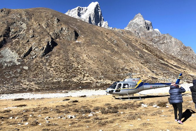 Everest Base Camp Helicopter Tour with Stop at Everest View Hotel - Who this experience suits best