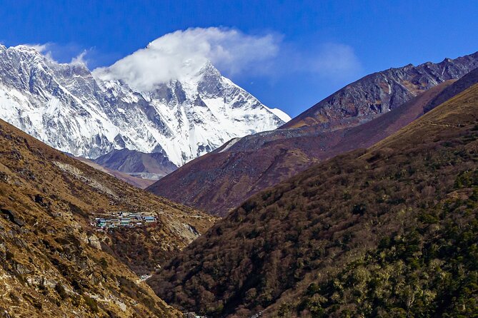 Everest Base Camp Trekking - 13 Day - Day 8: higher ground toward Lobuche