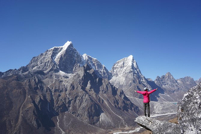 Everest Base Camp Trekking - Kala Patthar sunrise is the visual high point