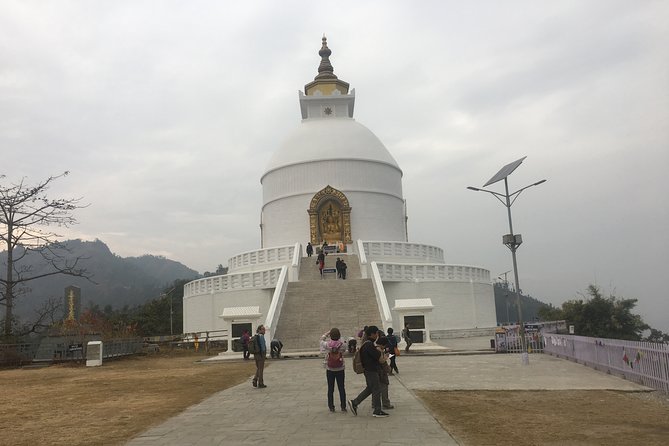 Explore Entire Pokhara City - What the private car and guide change
