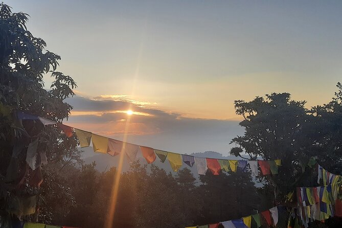 Explore Kathmandu in 2 Days: UNESCO Sites & Nagarkot Sunrise Tour - The Thanka school adds a hands-on art connection