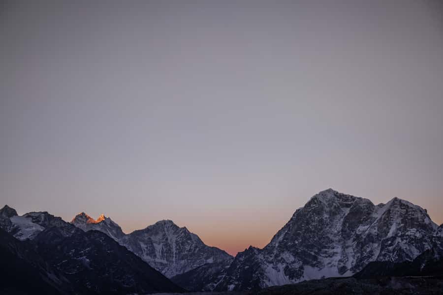 From Kathmandu: 1 hour Panoramic Everest Flight - What the guaranteed window seat really means