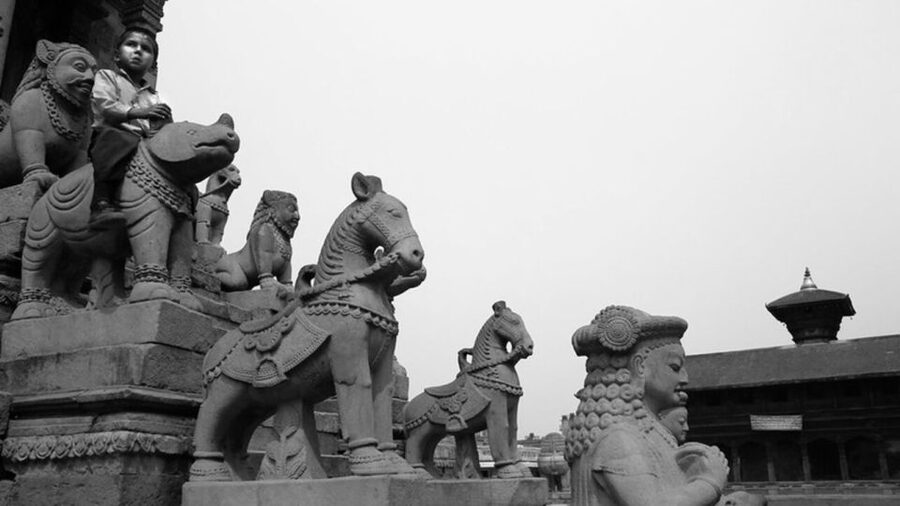 From Kathmandu: Half-Day Guided Tour of Bhaktapur - The Drive From Kathmandu to Bhaktapur