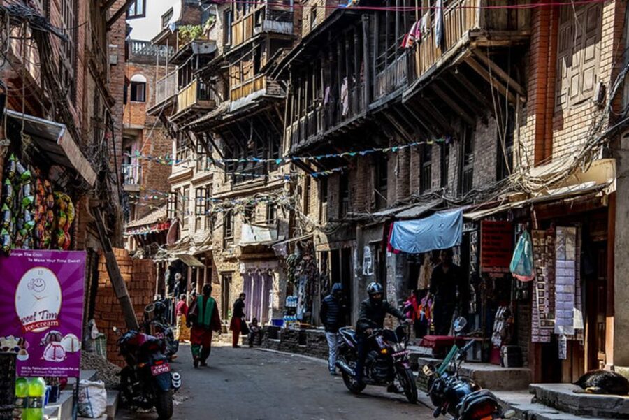 From Kathmandu: Half-Day Guided Tour of Bhaktapur - Nyatapola Temple and the Five Storeys
