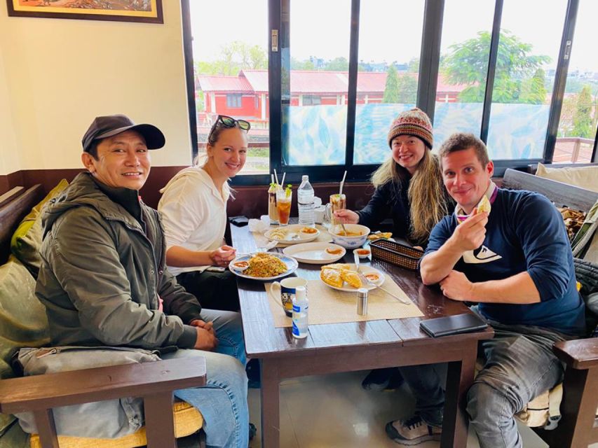 Half day Tibetan cultural tour - Meeting a Tibetan doctor
