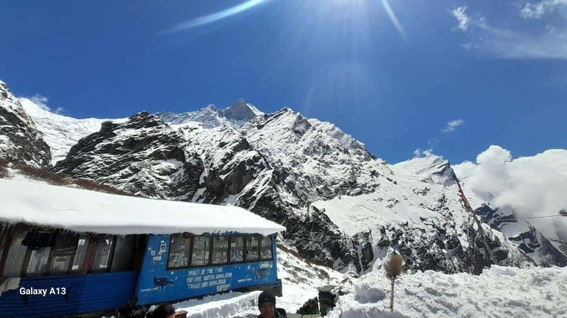 Helicopter tour to Annapurna Base Camp from Pokhara -1 Day - Starting in Pokhara and following the Modi River Valley
