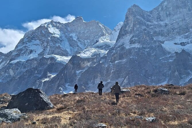 Kanchenjunga Circuit Trek 19 Days - Days 12 to 14: Returning to Ghunsa and crossing the high passes