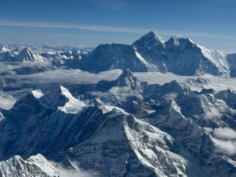 Kathmandu: 1-Hour Mount Everest Flight with Private Transfer - What the private transfer adds