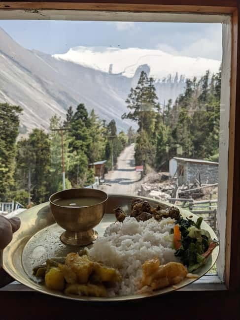 Kathmandu: 10-Day Annapurna Circuit Trek via Thorong La Pass - Day 1: Kathmandu to Dharapani by bus and shared jeep