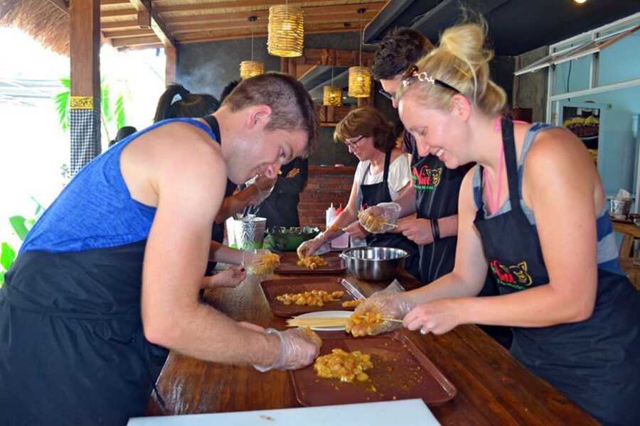 Kathmandu: 3-Hours of Cooking Class with Meals - Adjusting chili and seasoning to your taste