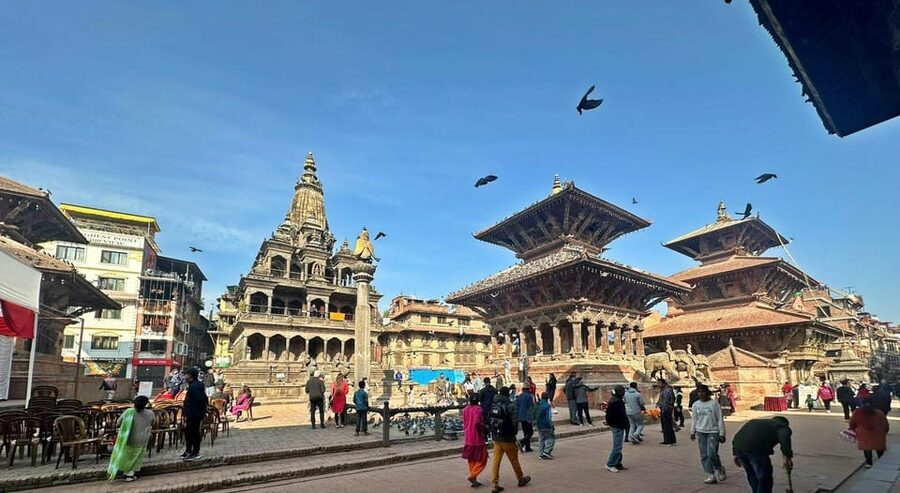 Kathmandu: 7 UNESCO-Listed city sites group day trip - Boudhanath and the day’s final spiritual note