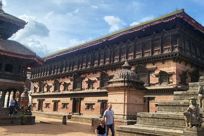 Kathmandu and Bhaktapur Cities Guided Tour - An hour at Sankhamul Park by the Bagmati