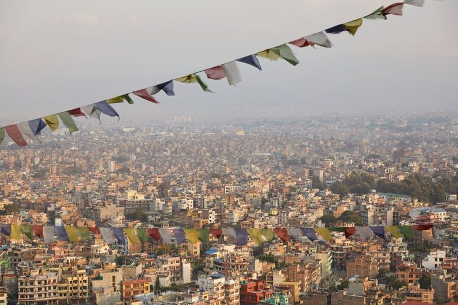 Kathmandu at Sunset: Explore the City on Rickshaw - A quiet stop at the Sigal Buddhist shrine