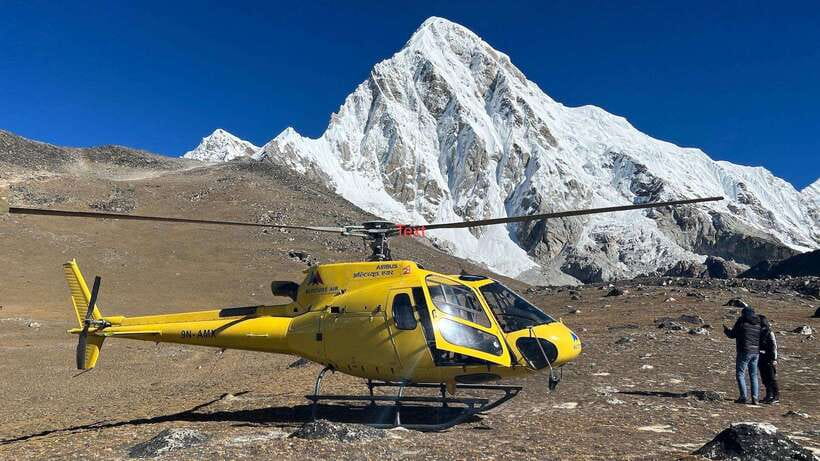 Kathmandu: Everest Helicopter Tour with Landing & Breakfast - Hotel Everest View at 3,880 meters