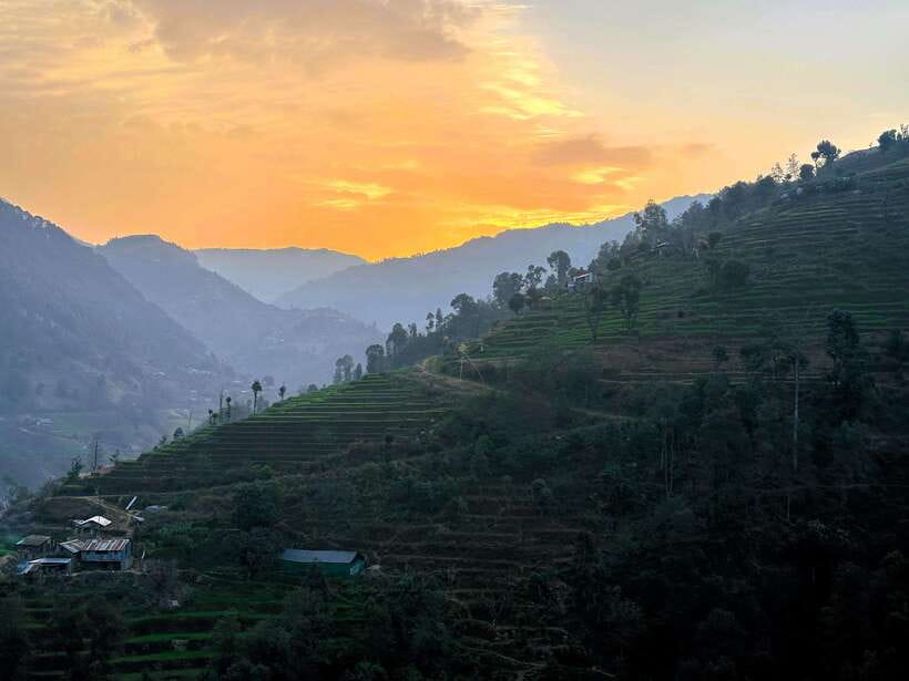 Kathmandu: Nagarkot Sunrise & Hiking to Changunarayan - Car tour or sunrise hike?