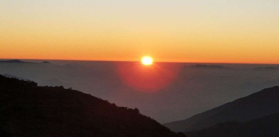 Kathmandu: Nagarkot Sunrise, Mt. Everest Himalayas View Tour - Waiting for first light at Nagarkot