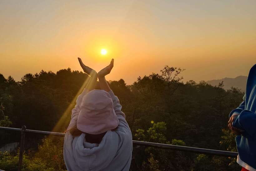 Kathmandu: Nagarkot Sunrise Tour Private or Group with Lunch - The pre-dawn ride from Kathmandu