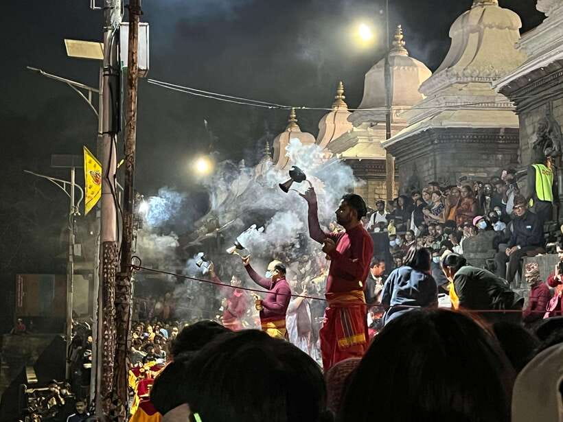 Kathmandu: Pashupatinath Evening Aarati Tour Private/Group - The main strengths and the fair warnings