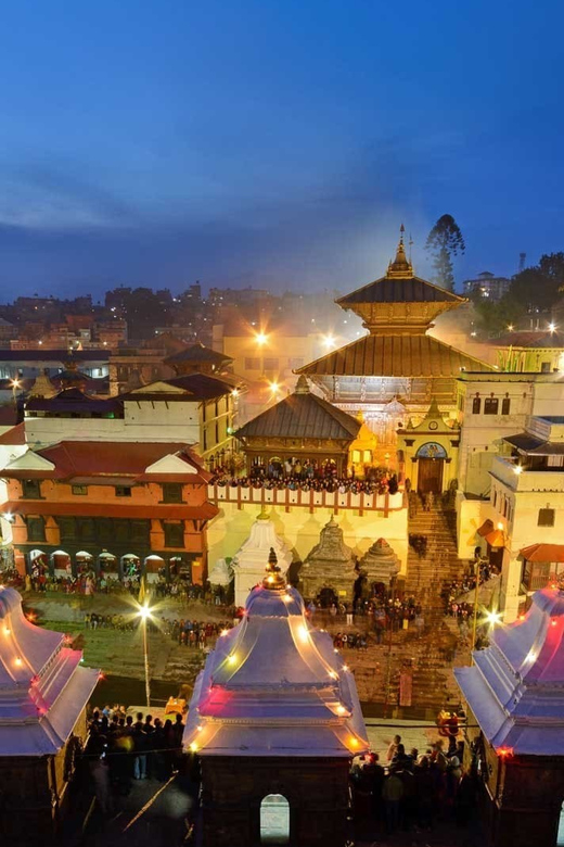 Kathmandu: Pashupatinath Temple Aarti Night Tour - Watching the Bagmati Aarti ceremony
