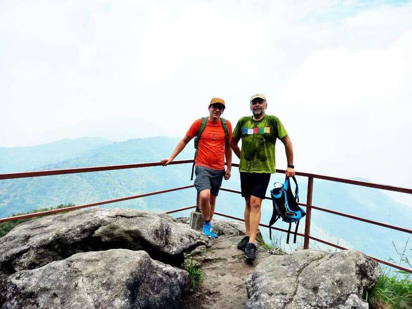 Kathmandu: Shivapuri Day Hike with Lunch - The climb through bamboo and forest