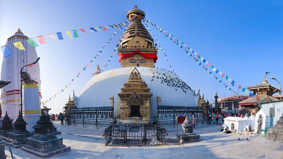 Kathmandu Sightseeing By Bus Day Trip - Budhanilkantha and the valley setting