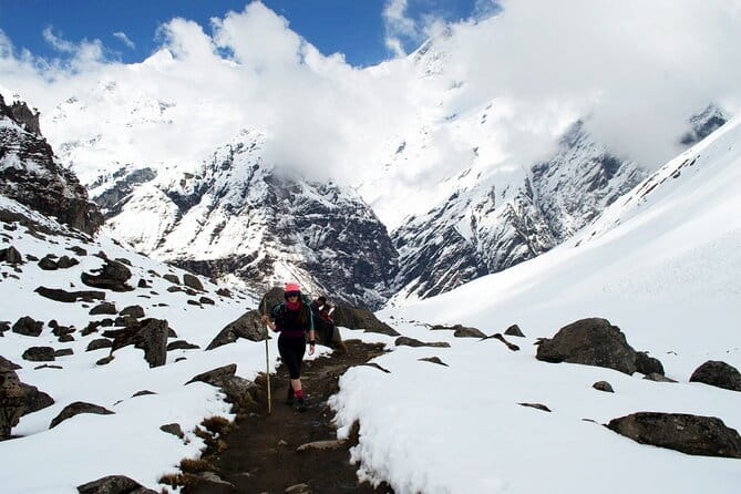 Kathmandu to Annapurna Base Camp (ABC) 5-Day Trek - Day 2: Forest walking from Sinuwa to Deurali