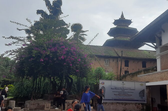 Kathmandu Top 4 or 2 UNESCO World Heritage Sites Day Tour - Patan Durbar Square: Newari design at its finest