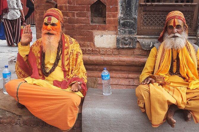 Kathmandu Top 4 or 2 UNESCO World Heritage Sites Day Tour - Why the private car and guide matter in Kathmandu