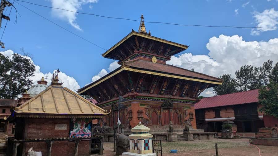 Kathmandu: UNESCO Heritage Site Private & Guided Tour - Patan Durbar Square and Newari craftsmanship