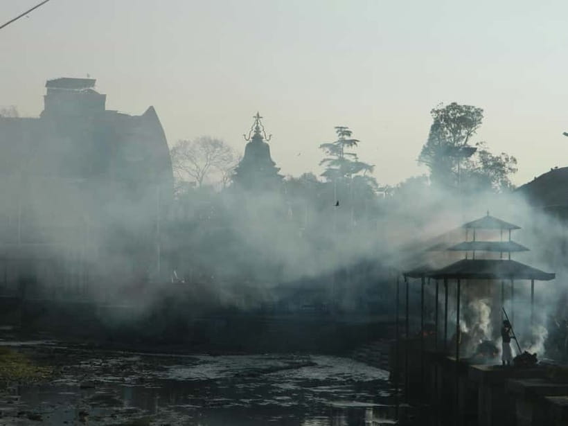 Katmandu: Pashupatinath Open Cremation & Evening Aarati - Why Pashupatinath feels different from an ordinary temple visit