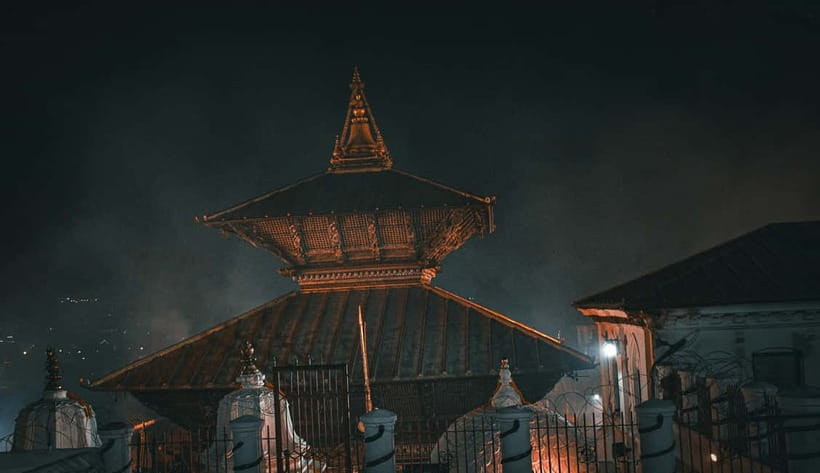 Katmandu: Pashupatinath Open Cremation & Evening Aarati - What you see at the open cremation site