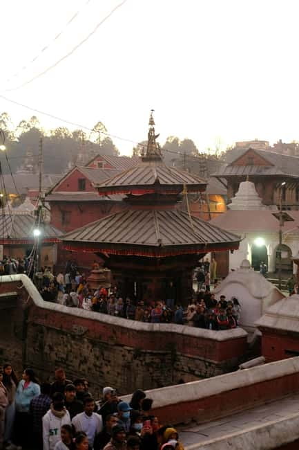 Katmandu: Pashupatinath Open Cremation & Evening Aarati - The 6:00 PM Aarati for Lord Shiva