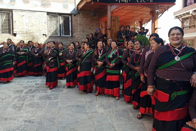 Kirtipur & Swayambhu Trip from Kathmandu: Local Eats and Drinks - Moving from the famous stupa to Kirtipur