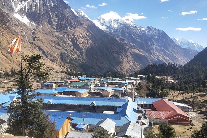 Manaslu Trekking - Days 10 and 11 lead toward the high pass