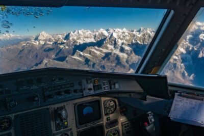 Mountain Everest Scenic Flight with Hotel Pickup and Dropoff