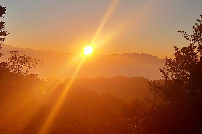 Nagarkot (2175m) Sunrise and Day Hike to Changunarayan Temple - Changunarayan Temple and the Lichhavi past
