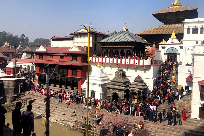 Pashupatinath Evening Aarati: Few Divinely Hours in Kathmandu - What the guides add to the evening