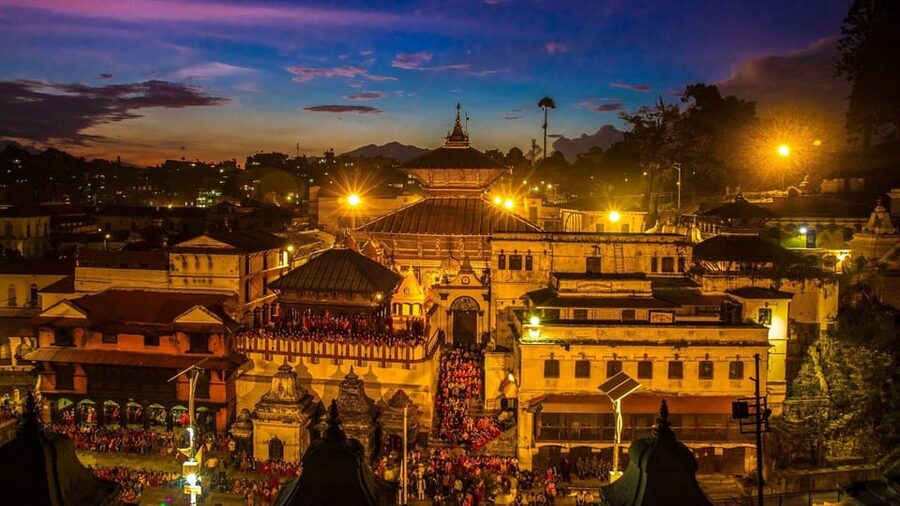 Pashupatinath: Evening tour of temple and Aarati ceremony - What the $57 price covers