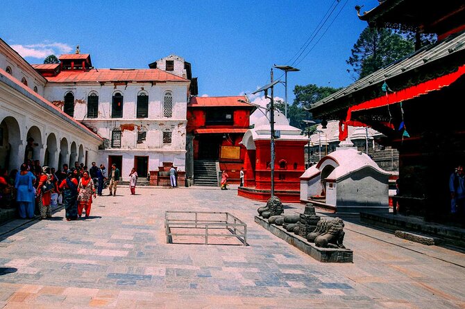 Pashupatinath Temple, Hindu Crematorium and Aarati in-depth Tour - A 2:00 pm start that builds toward the evening ceremony