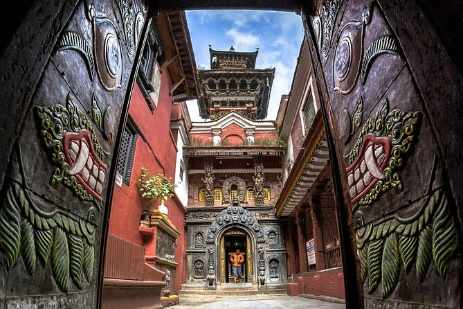 Patan Heritage Tour - Private/Small Group - What the guides add to the narrow lanes